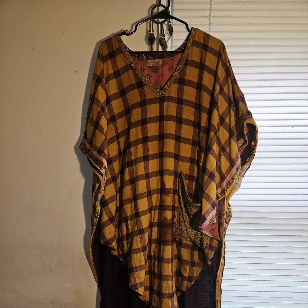 Kantha bae Surrender high low tunic